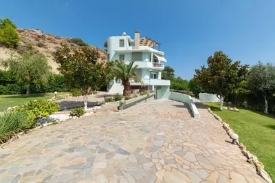 Gallery image of Haraki Hill & Seaview - Luxury Penthouse in Haraki