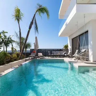 Blue Hills Villa