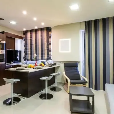 Rhodes Central Suite